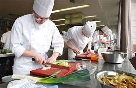 Đơn hàng chế biến thức ăn kèm, giăm bông, xúc xích 28/3/2025 tỉnh TOYMA